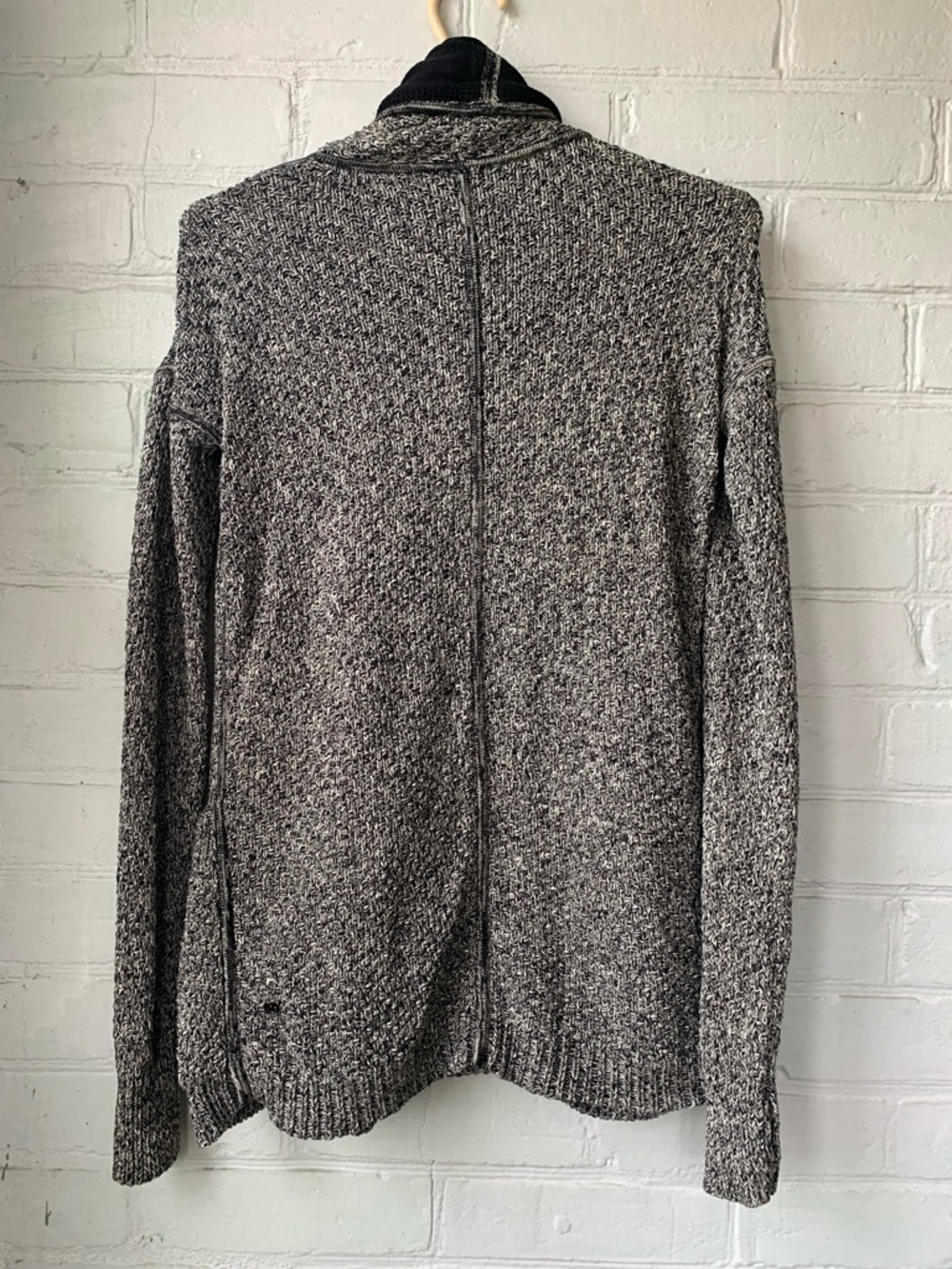Lululemon cardigan - Picture 6 of 8